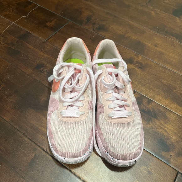 Pink Nike Air Force 1 crater flyknit shoes - Picture 3 of 4